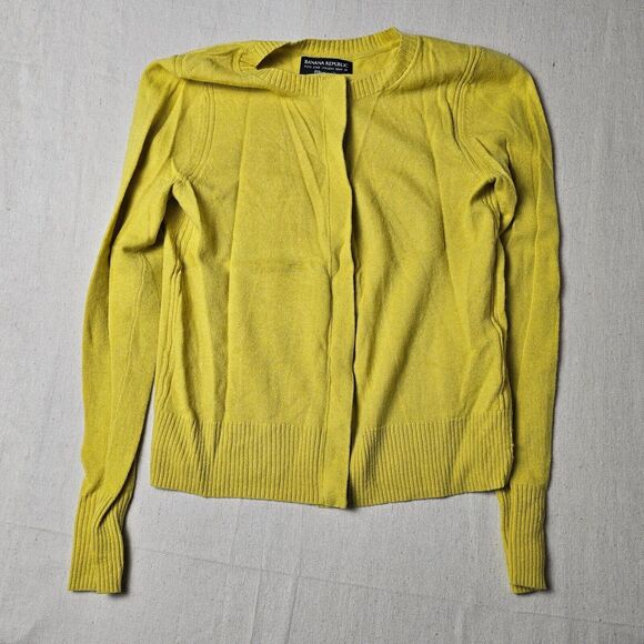 Banana Republic Women’s Yellow Wool Crew Neck Sweater Size‎ XS Pre-Owned - Picture 1 of 11